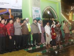 Lepas 1.300 CJH, Pj Bupati Pamekasan Ingatkan untuk Khusyuk Melaksanakan Rukun Islam ke-5