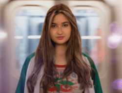 Stephanie Poetri Umumkan Telah Menikah Saat Tampil di HITC Los Angeles