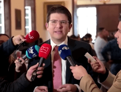 Senator Kolombia Miguel Uribe Selamat dari Operasi Usai Ditembak Saat Kampanye di Bogota