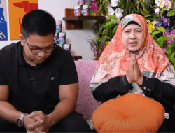 Ibunda Resbobb dan Bigmo Menangis Minta Maaf ke Andre Rosiade dan Azizah Salsha