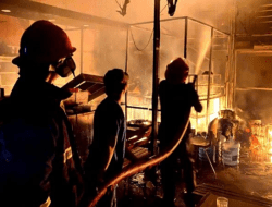 Kafe Selon di Jalan Segara Pamekasan Terbakar Dini Hari, Diduga Akibat Kebocoran Gas