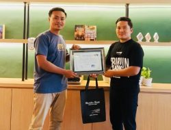 JMP Beri Penghargaan kepada Ketua PWI Pamekasan, Asesor Dewan Pers Satu-satunya di Madura