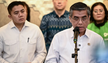 Kemnaker Terbitkan SE THR 2026, Pengusaha Wajib Bayar Penuh Maksimal H-7 Lebaran