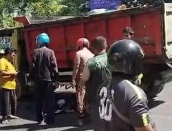 Dump Truck Serempet Motor di Pamekasan, Seorang Penumpang Tewas