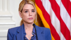 Trump Copot Jaksa Agung Pam Bondi, Dipicu Kekecewaan atas Kinerja