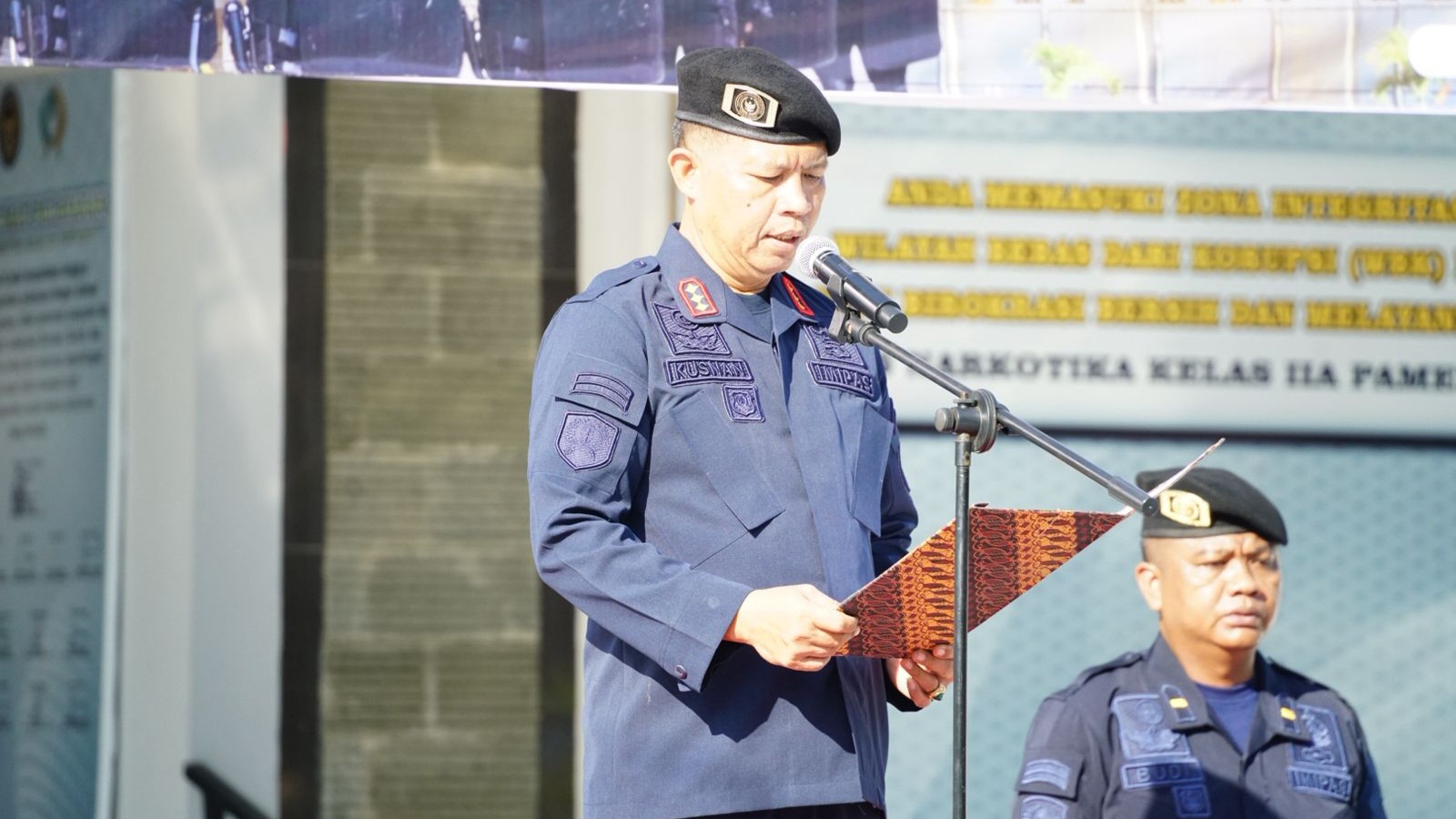 Lapas Narkotika Pamekasan Ikrar Perangi HP Ilegal dan Narkoba, Tes Urine Petugas-WBP Negatif