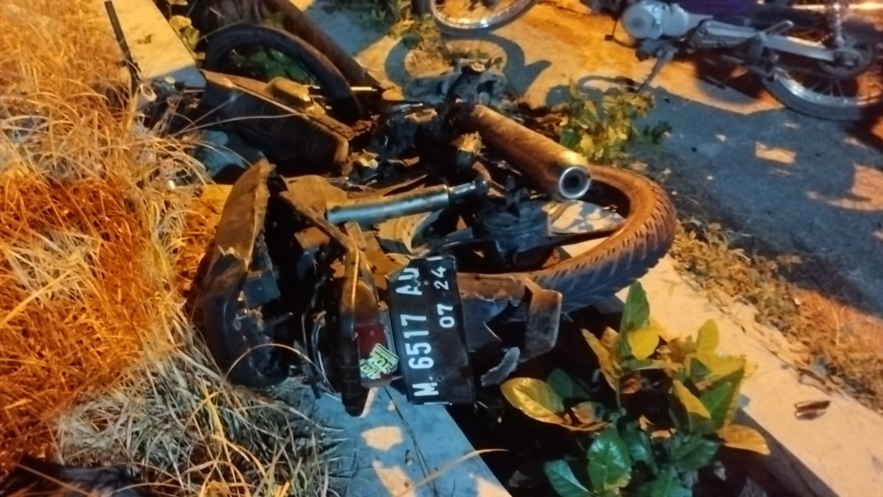 Pengemudi Minibus Tabrak Lari di Nyalaran Pamekasan, Satlantas Buru Pelaku