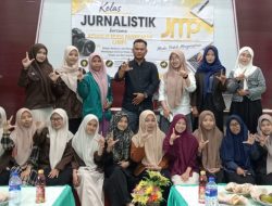 Kelas Jurnalisrik ke-2, Penasihat JMP Bekali Mahasiswa STIS As-Salafiyah Pamekasan Dasar Jurnalistik untuk Tangkal Hoaks