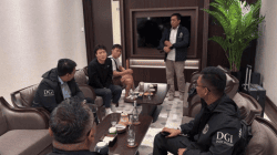 Polri dan China Tukar Buronan, Tiga WN China Dipulangkan, Kariatun Tan Diserahkan ke Bareskrim