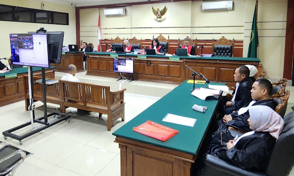 Nama Eks Bupati Ponorogo Muncul dalam Sidang Dugaan Korupsi BSPS Sumenep