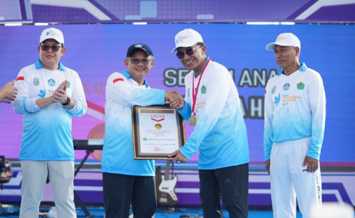 Pemkab Pamekasan Cetak Rekor MURI pada Hardiknas Jatim 2026, Perkuat Branding sebagai Kabupaten Pendidikan