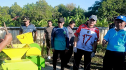 Turun Langsung Bersihkan Kota, Bupati Kholilurrahman Ajak Warga Hidupkan Budaya Gotong Royong