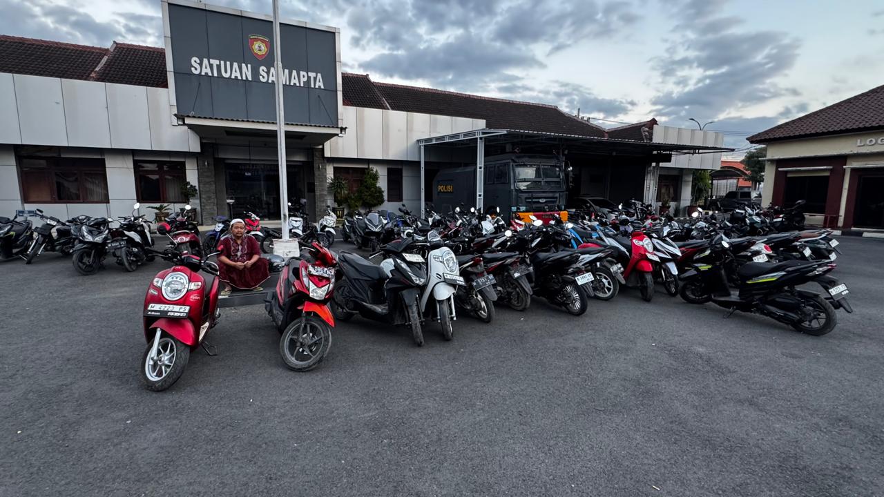 Polres Pamekasan Amankan 62 Motor Saat Bubarkan Balap Liar di Depan Pendopo