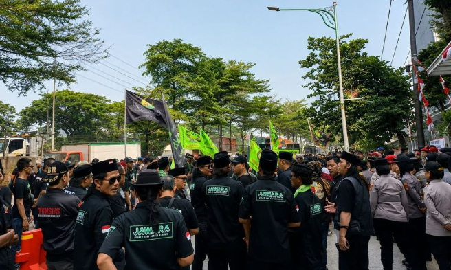 Sejumlah Ormas Demo di Kantor OT Group, Desak Penanganan Kasus Challenge Hafalan Al-Qur'an