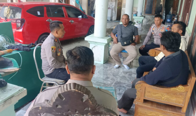 Polisi Sidak Dugaan Tambang Pasir Ilegal di Pesisir Camplong, Pelaku Diingatkan Ancaman Pidana