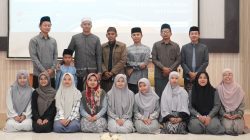 Dosen UIN Malang Dorong Santri MDH MAN 1 Asah Nalar Kritis Lewat Menulis