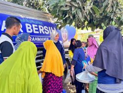 Krisis Air Bersih di Probolinggo, Dini Rahmania Salurkan Bantuan ke Warga Terdampak