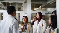 Intip Langsung Kehidupan di Balik Jeruji, 25 Mahasiswa Hukum Kunjungi Lapas Narkotika Pamekasan
