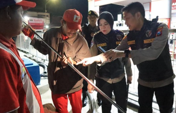 Antisipasi Kelangkaan BBM, Polres Bojonegoro Cek Stok di Sejumlah SPBU